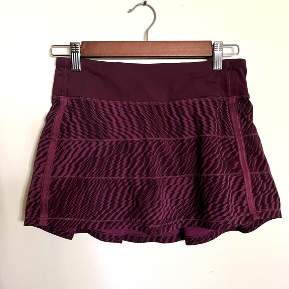 Lululemon Skort Pace Rival Skirt II Maroon Wine Red Graphic Print Size 4 - Picture 1 of 5
